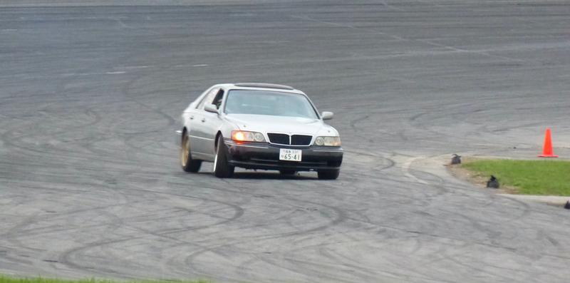 Illustration for article titled Blown Turbos, Wrecked Mustangs, Epic Slides: Inside Michigan's Drift Scene